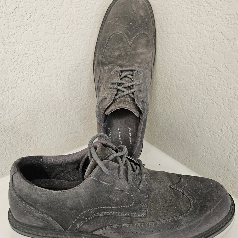 Men's Gray Wingtip Oxford Shoes
